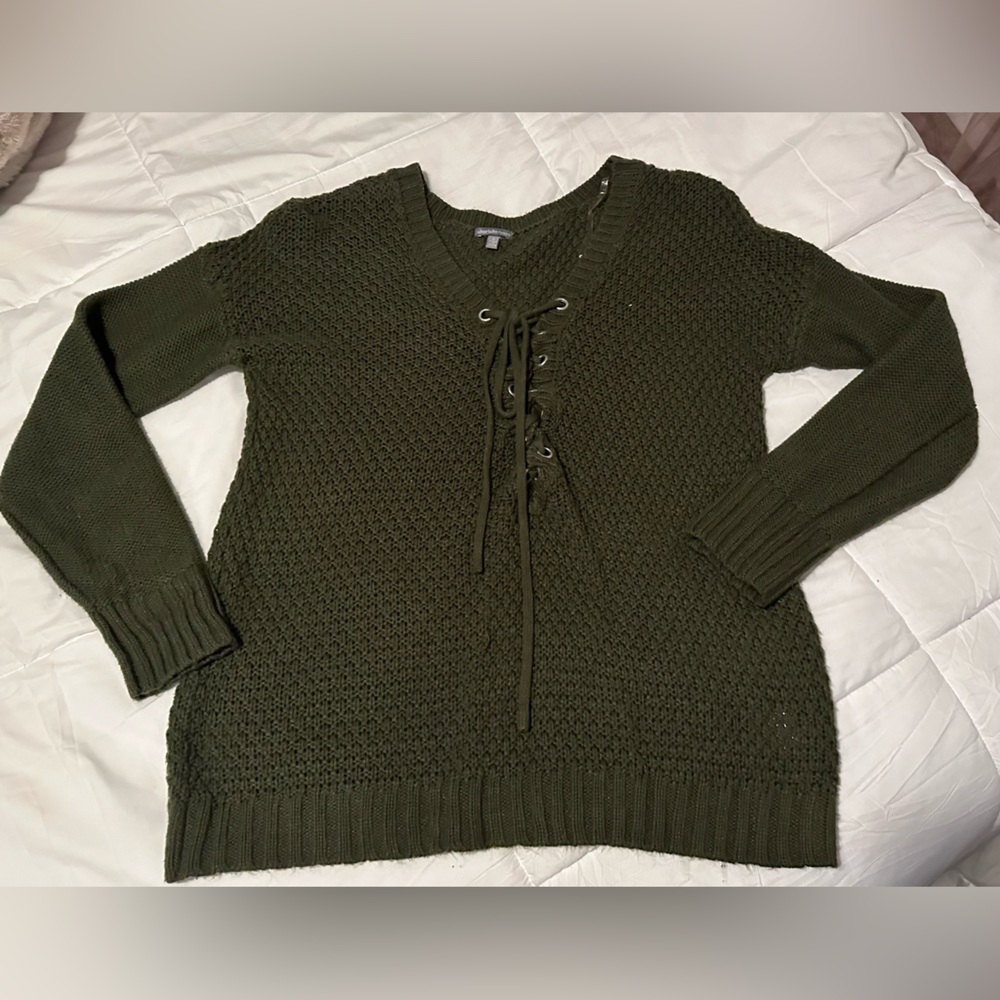Nice comfy sweater size s but fits like a medium